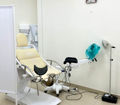 Гінекологічне крісло в медичному центрі Лікар Здоров'я